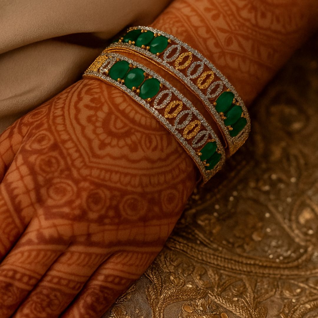Aarohi Emerald Glint AD Bangles