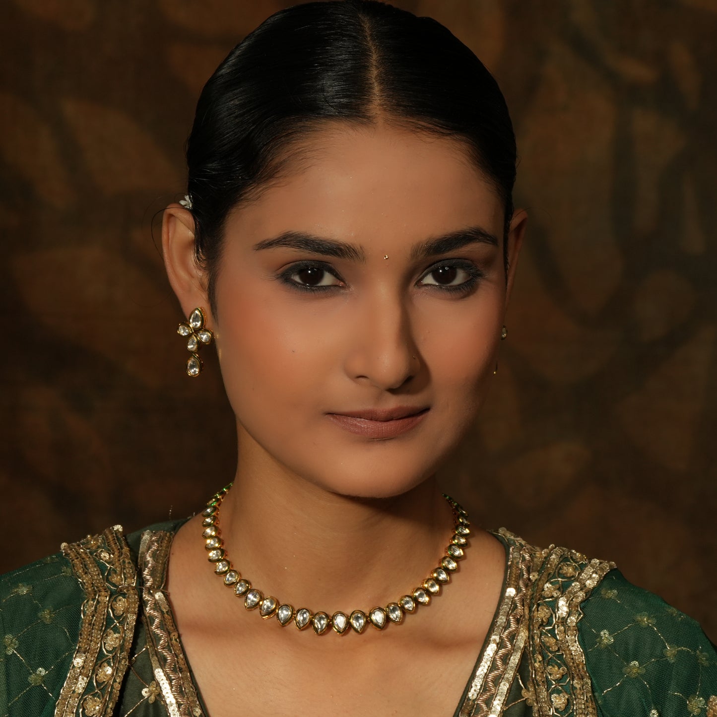 Regal Kundan Necklace Set – A Symbol of Timeless Elegance