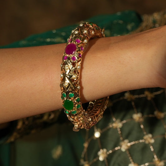 Royal Jadau Bangles – A Timeless Treasure