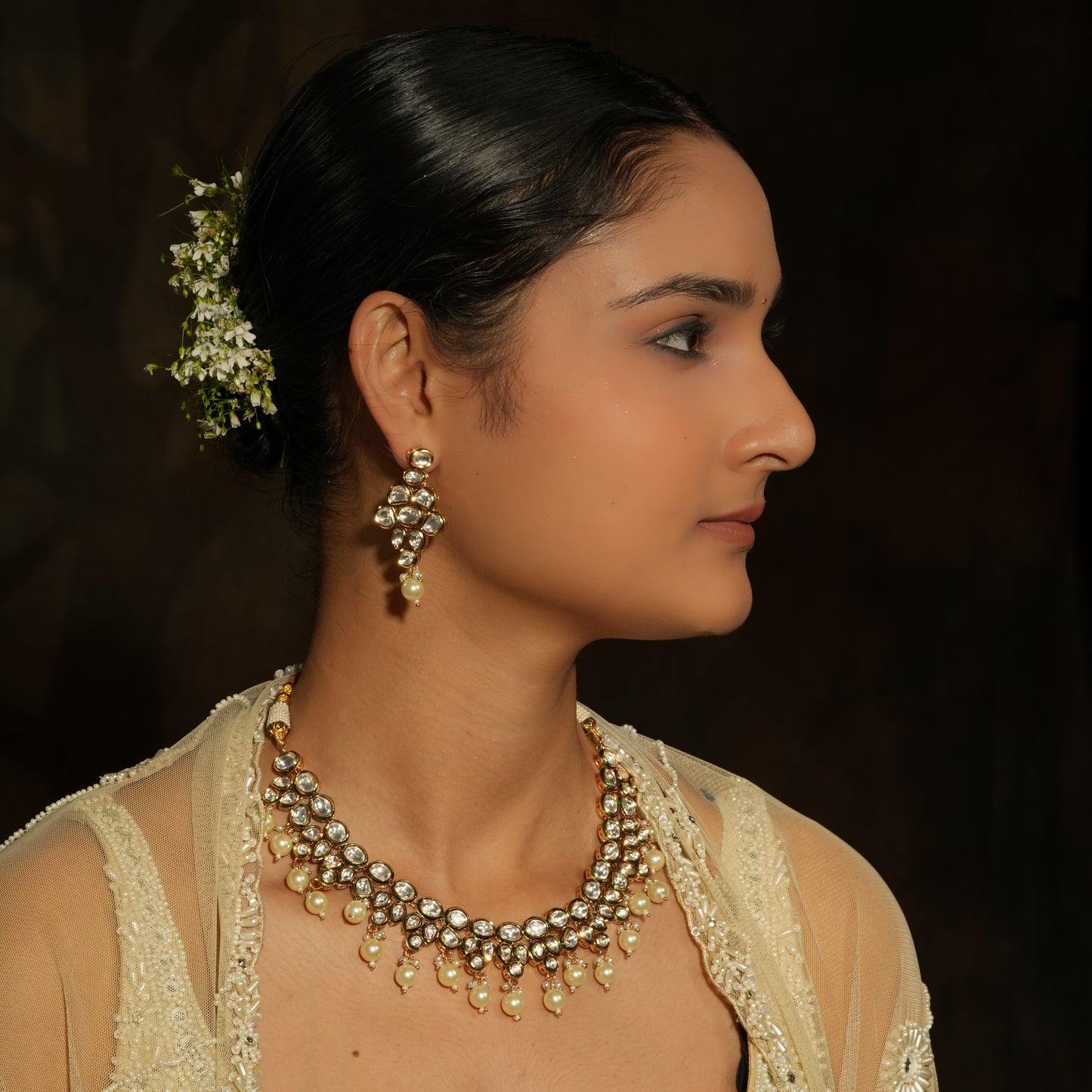 Regal Kundan Pearl Necklace Set – A Symphony of Tradition & Elegance