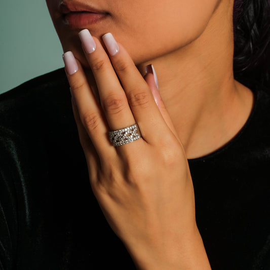 Elegant Silver Band Ring with American Diamonds