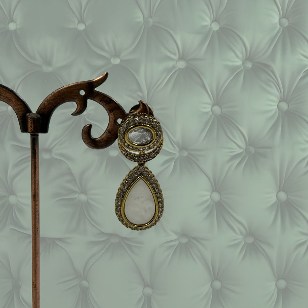 Ivory Grace Kundan Earrings